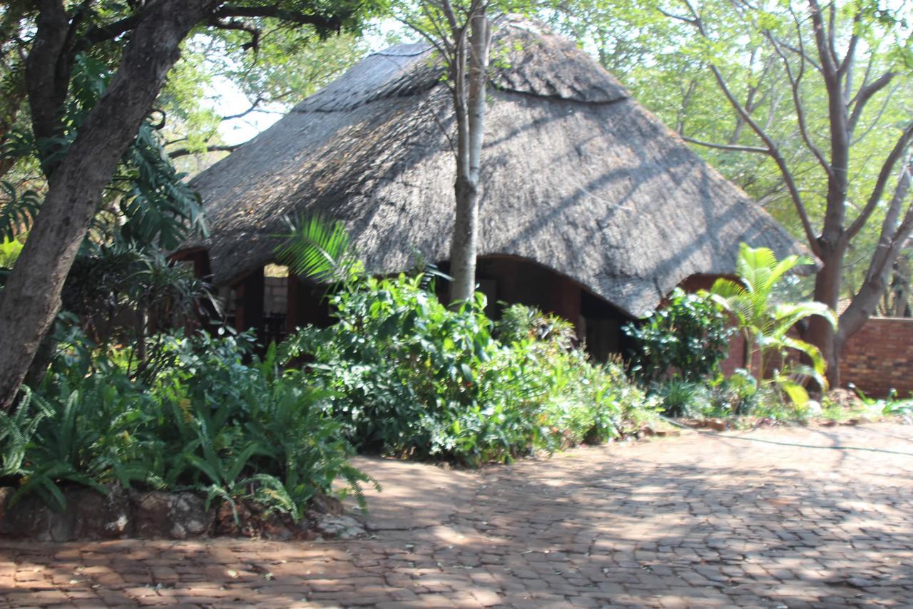 Mosi-Ua-Tunya Lodge Victoria Falls Kültér fotó